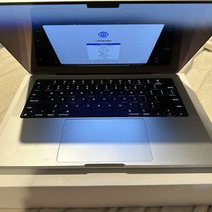 2023, 14-Inch, 1 TB, M3 Max Chip, Silver MacBook Pro